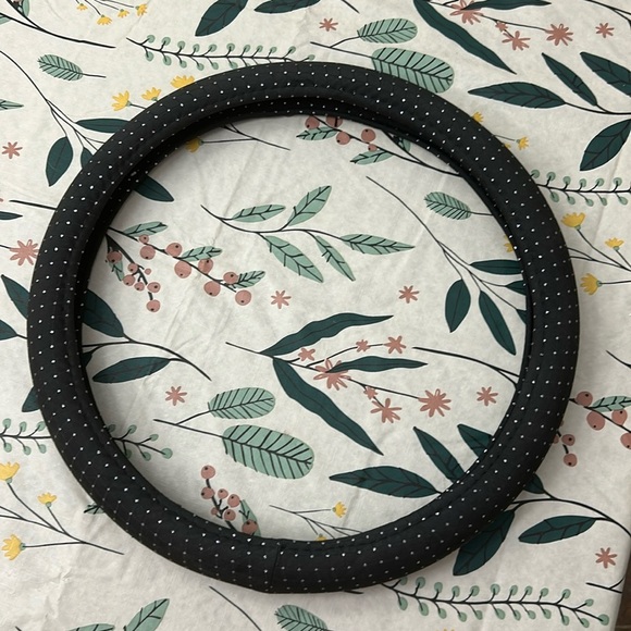 no brand Other - Black Fabric steering wheel cover with silver glittery dots.